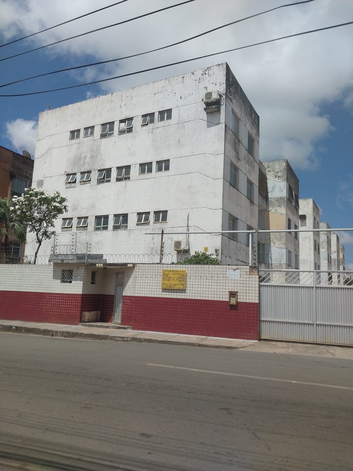 Apartamento no Condomínio Parque das Bandeiras III, Forquilha
